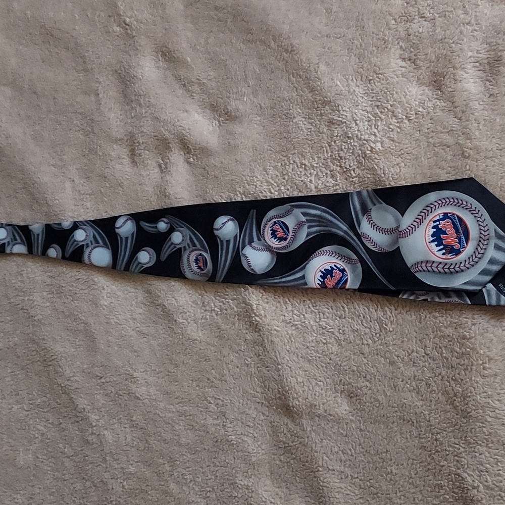 Tie
